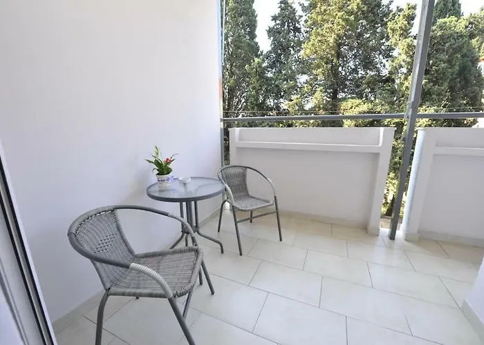 Apartament Mirakul *